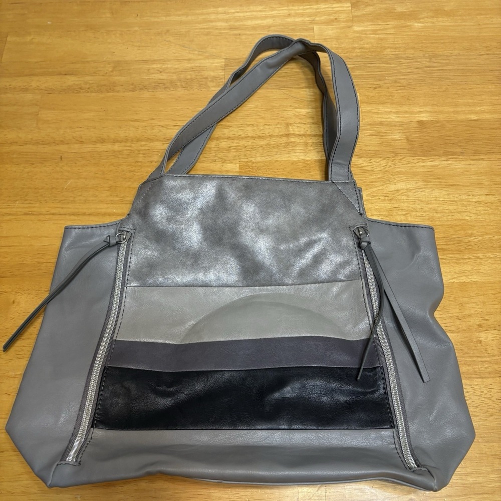 Relic Purse Shoulder Bag Brooke Tote Gray Stripes